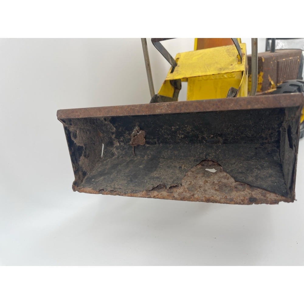 1967 Vintage Tonka 20" Front End Loader Tractor USA Works Great Rust Patina Wear - Picture 14 of 14